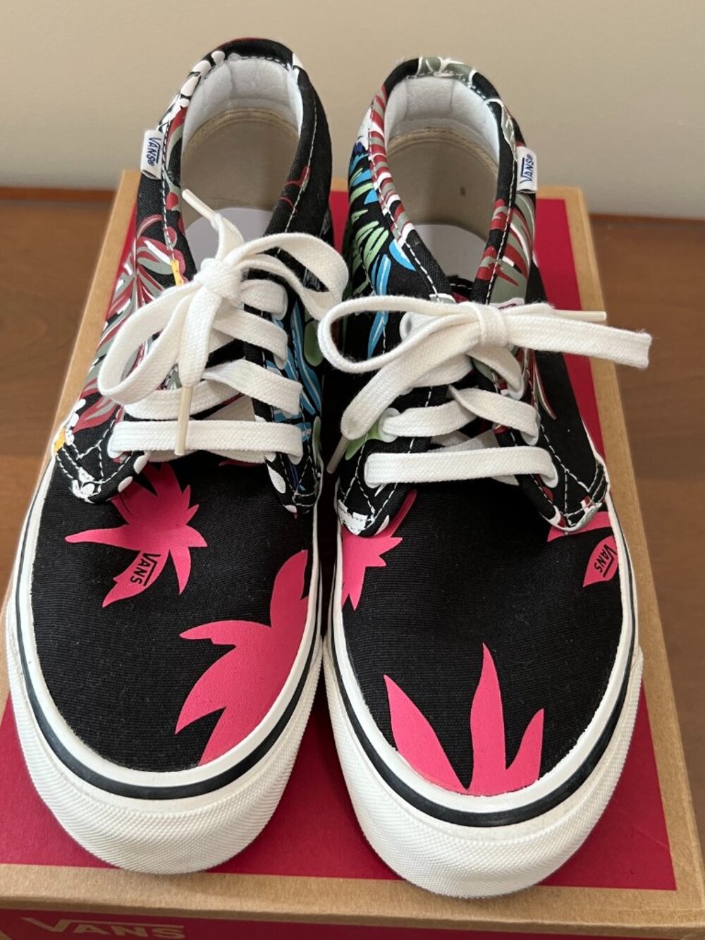 Vans Chukka 49 Dx Anaheim Factory OG floral print sneakers. New in box. w7/m5.5
